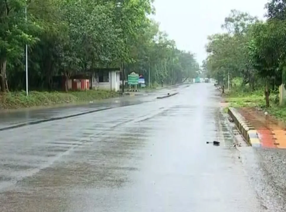  ଧୋଇଯିବ ଦୀପାବଳି ଓ କାଳୀପୂଜା ! ଅବପାତରରେ ପରିଣତ ହେଲା ବଙ୍ଗୋପସାଗରରେ ସୃଷ୍ଟ ଲଘୁଚାପ, ୧୮ଘଂଟା ଭିତରେ ନେଇପାରେ ଡିପ ଡିପ୍ରେସନର ରୂପ