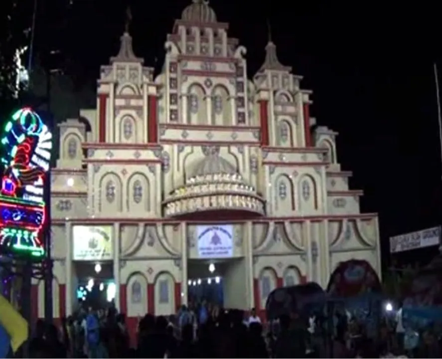  ଭଦ୍ରକ କାଳୀପୂଜାରେ ଆଜି ଅନ୍ତିମ ଦିନରେ ଭକ୍ତଙ୍କୁ ଦର୍ଶନ ଦେଉଛନ୍ତି ମା ! ଆସନ୍ତାକାଲି ହେବ ଭସାଣୀ