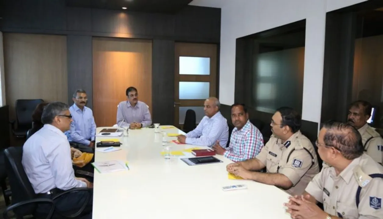  ରେଳରୋକକୁ ନା ! କୌଣସି କାରଣରୁ ରେଳରୋକ କଲେ ହେବ ଫୌଜଦାରୀ ମାମଲା