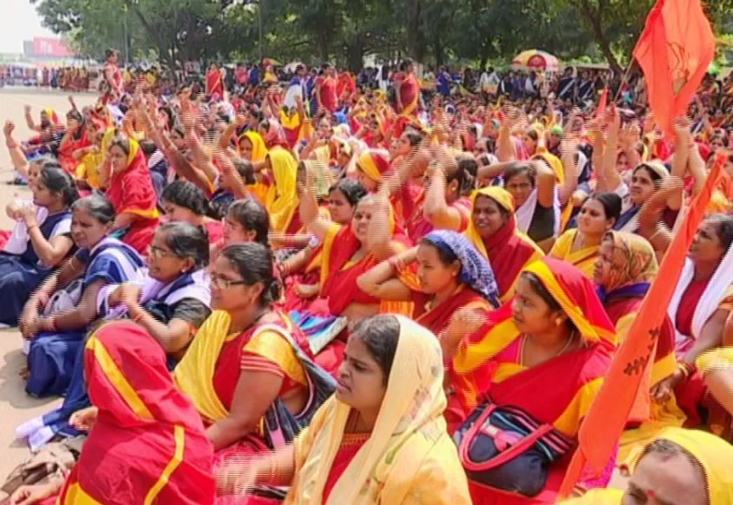  ଆନ୍ଦୋଳନରୁ ଓହରିବ କି ଅଙ୍ଗନୱାଡି ଦିଦି ସଂଘ ! ଆଜି ଚୂଡାନ୍ତ ନିଷ୍ପତ୍ତି ସମ୍ଭାବନା