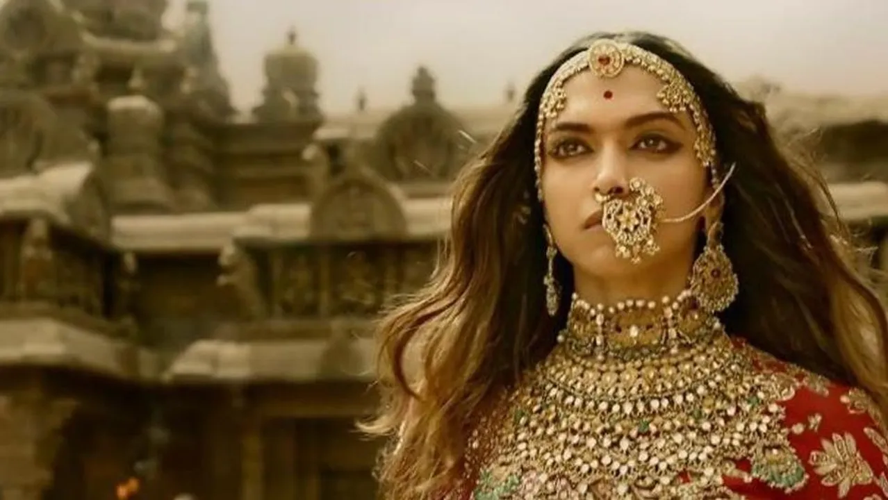  ‘ପଦ୍ମାବତ’ ରିଲିଜ୍ ପାଇଁ ପଥ ପରିଷ୍କାର ! ପୁରା ଦେଶରେ ୨୫ ତାରିଖରେ ରିଲିଜ୍ ହେବ ସିନେମା