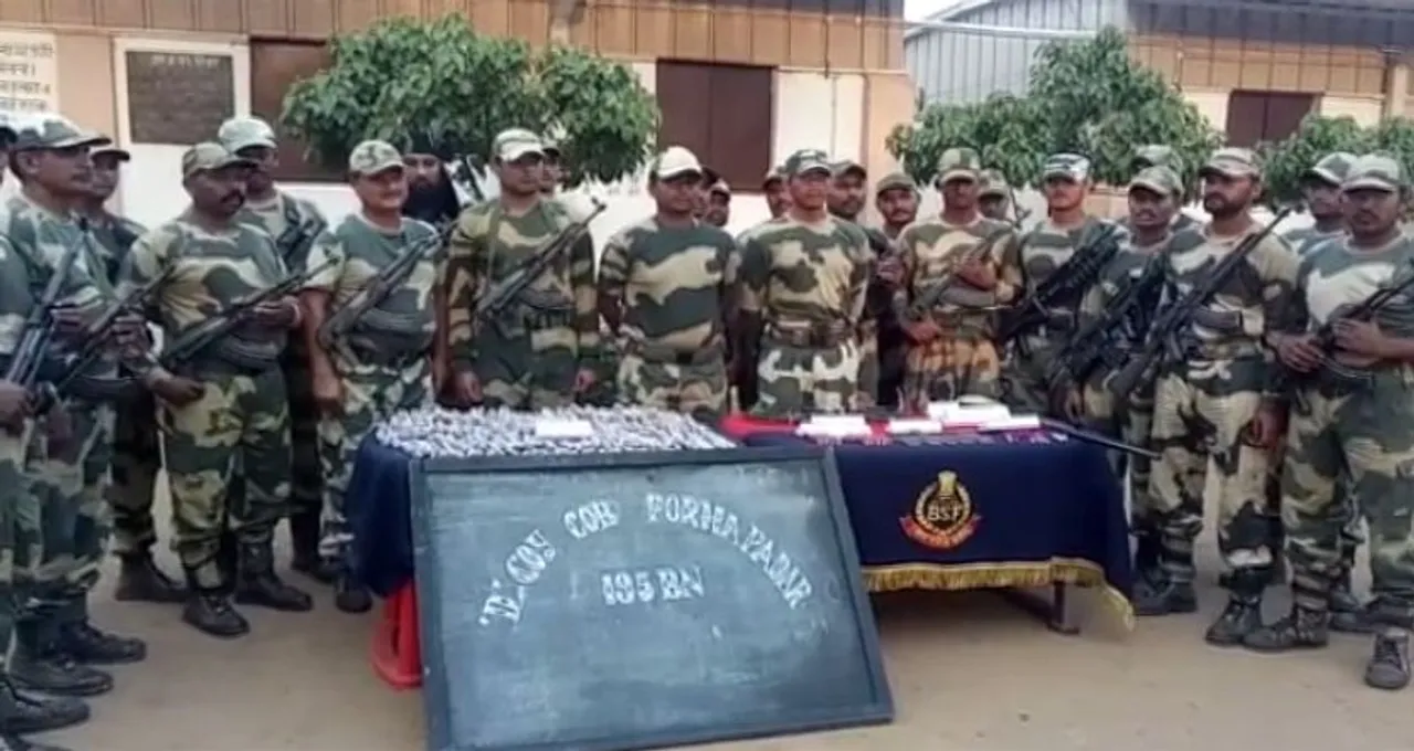  କୋରାପୁଟର ଏକ ଜଙ୍ଗଲରୁ କମ୍ବିଂ ବେଳେ ମିଳିଲା ବିସ୍ପୋରକ ସାମଗ୍ରୀ ! ସେପଟେ, ଝାରସୁଗୁଡା ରୋଡ ଷ୍ଟେସନରେ ଧାନବାଦ ଏକ୍ସପ୍ରେସରୁ ବିସ୍ଫୋରକ ଜବତ
