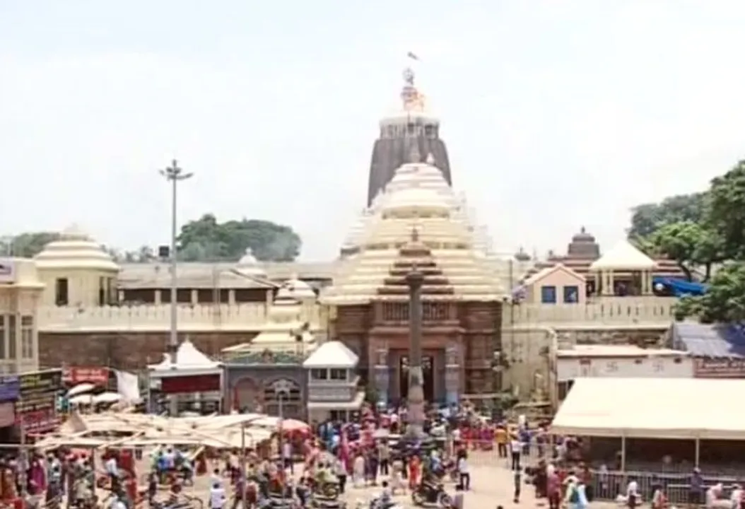  ଶ୍ରୀମନ୍ଦିରରେ ତୁଟୁନି ସେବାୟତ ପ୍ରଶାସନ ବିବାଦ ! ଆଜି ବି ବାହାରିବନି ବରାଦି ଅବଢ଼ା, ଚାରି ଦିନ ହେଲା ମହାପ୍ରସାଦ ନ ପାଇ ଭକ୍ତ ନିରାଶ