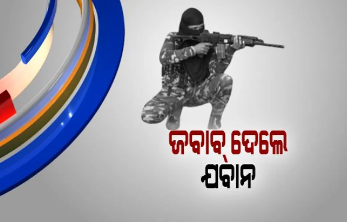  ପାକିସ୍ତାନକୁ ଭାରତର କଡ଼ା ଜବାବ ! ଶକ୍ତିଶାଳୀ ତୋପ ଲଗାଇ ବିଏସଏଫ୍ ଉଡାଇଦେଲା ପାକିସ୍ତାନୀ ବଙ୍କର, ଆକ୍ରମଣକୁ ସାମନା କରିନପାରି ଫାୟାରିଂ ବନ୍ଦ କରିବାକୁ ଗୁହାରି କଲା ପାକିସ୍ତାନ