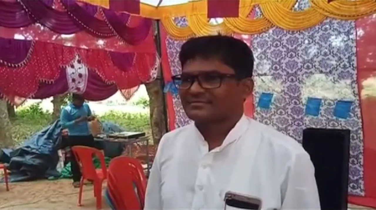  ବୌଦ୍ଧ ଧର୍ମ ନେବେ ବିଧାୟକ : ଲକ୍ଷ୍ମୀପୁରର ବୁର୍ଜାଠାରେ ବିଶେଷ ଉତ୍ସବର ଆୟୋଜନ । ବଡ ପ୍ରଶ୍ନ, ଧର୍ମ ବଦଳାଇବା ପଛରେ ରହିଛି କି ତାଙ୍କର କିଛି ରାଜନୈତିକ ଉଦ୍ଦେଶ୍ୟ