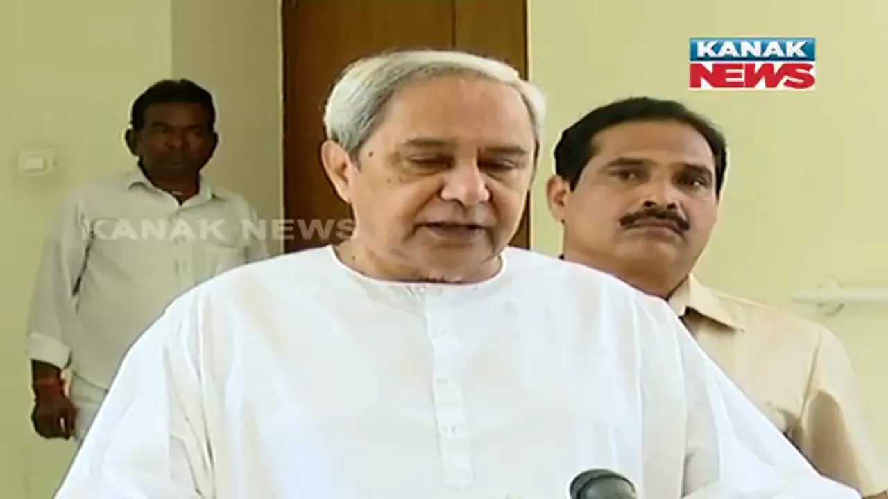  ୬ ଦିନିଆ ଦିଲ୍ଲୀ ଗସ୍ତ ସାରି ଓଡ଼ିଶା ଫେରିଲେ ମୁଖ୍ୟମନ୍ତ୍ରୀ: ସମ୍ବିଧାନର ମୁଖବନ୍ଧରେ ‘ଅହିଂସା’କୁ ସ୍ଥାନିତ କରିବା ପାଇଁ ପ୍ରସ୍ତାବ ଦେଇଥିବା ଦେଲେ ସୂଚନା