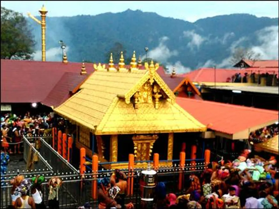  ଭକ୍ତଙ୍କ ଦର୍ଶନ ଲାଗି ସକାଳୁ ଖୋଲିଲା ସାବରୀମାଲା ମନ୍ଦିର ! ଠାକୁରଙ୍କୁ ଦର୍ଶନ କରିବା ଲାଗି ଭକ୍ତଙ୍କ ଜମିଛି ଭିଡ