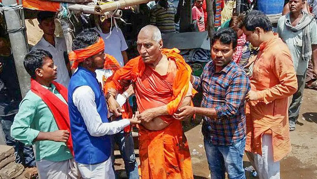  ଝାଡଖଣ୍ଡ ପାକୁଡାରେ ବିଶିଷ୍ଟ ସମାଜସେବୀ ସ୍ୱାମୀ ଅଗ୍ନିବେଶଙ୍କୁ ମରଣାନ୍ତକ ଆକ୍ରମଣ: ବିଜେପି ଯୁବମୋର୍ଚ୍ଚା କର୍ମୀ ମାଡ ମାରିଥିବା ଅଭିଯୋଗ