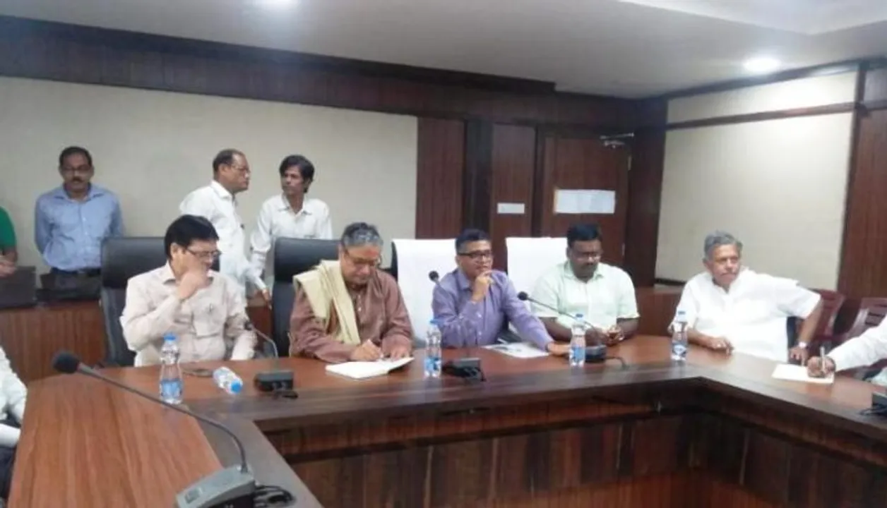  ଶ୍ରୀମନ୍ଦିର ସଂସ୍କାର ପାଇଁ ପୁରୀରେ ଆଲୋଚନା ଆରମ୍ଭ କଲେ ଆମିକସକ୍ୟୁରୀ ଗୋପାଳ ସୁବ୍ରମଣ୍ୟମ : ସେବାୟତଙ୍କ ବଂଶାୁନକ୍ରମିକ ସେବା ଓ ଦାନ ଉପରେ ସୁପ୍ରିମକୋର୍ଟଙ୍କୁ ଦେବେ ରିପୋର୍ଟ