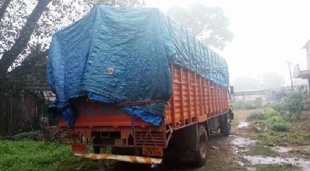  ପୁଣି ଗଞ୍ଜେଇ ଚୋରାଚାଲାଣ । କୋରାପୁଟ ମାଛକୁଣ୍ଡରେ ଦେଢକୋଟି ଟଙ୍କା ମୂଲ୍ୟର ଗଞ୍ଜେଇ ଜବତ କଲା ପୋଲିସ