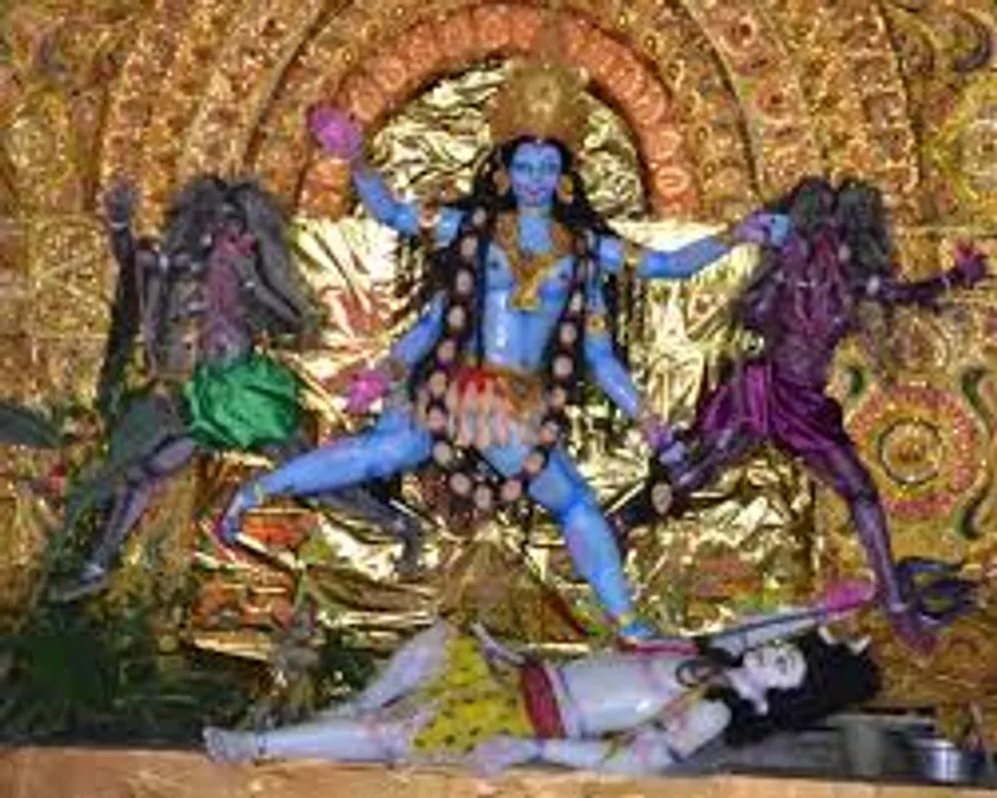  ଭାରତରେ କିପରି ଭାବରେ ପାଳନ କରାଯାଏ କାଳୀପୂଜା?