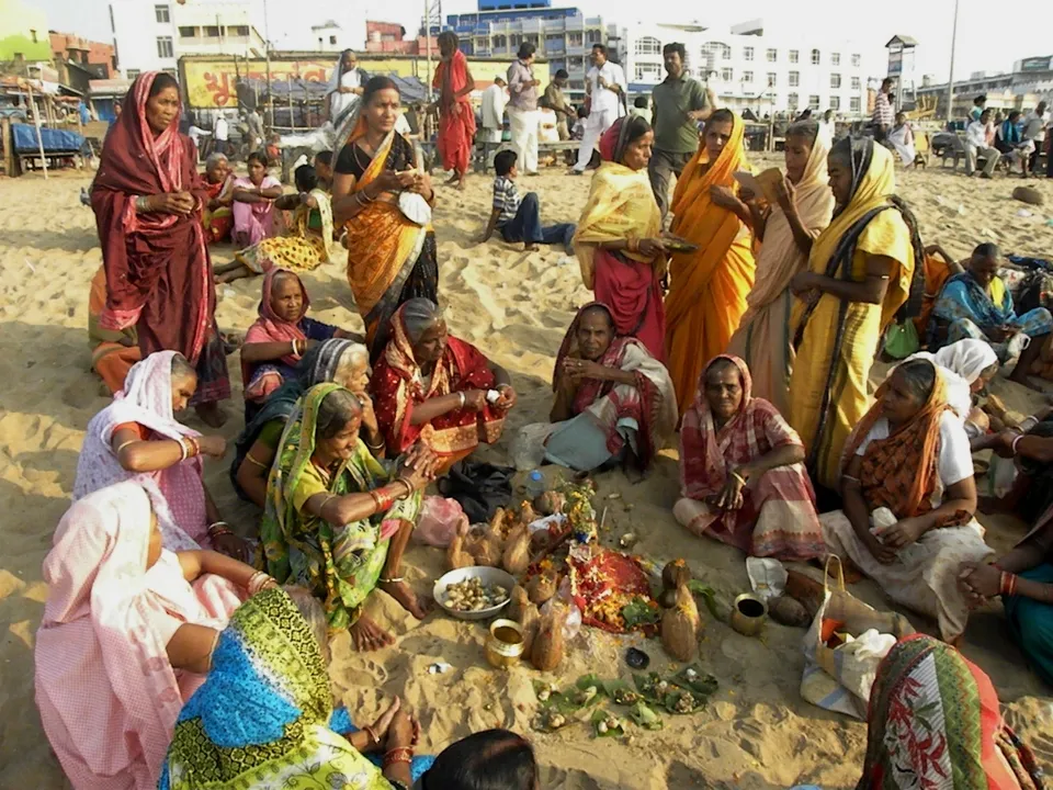  ବଢିବାରେ ଲାଗିଛି ହବିଷ୍ୟାଳିଙ୍କ ସମସ୍ୟା । ସଠିକ ସମୟରେ ମିଳୁନାହିଁ ଖାଦ୍ୟ, ୧୦ ଦିନରେ ମେଡିକାଲରେ ଭର୍ତି ହେଲେଣି ୧୪୦