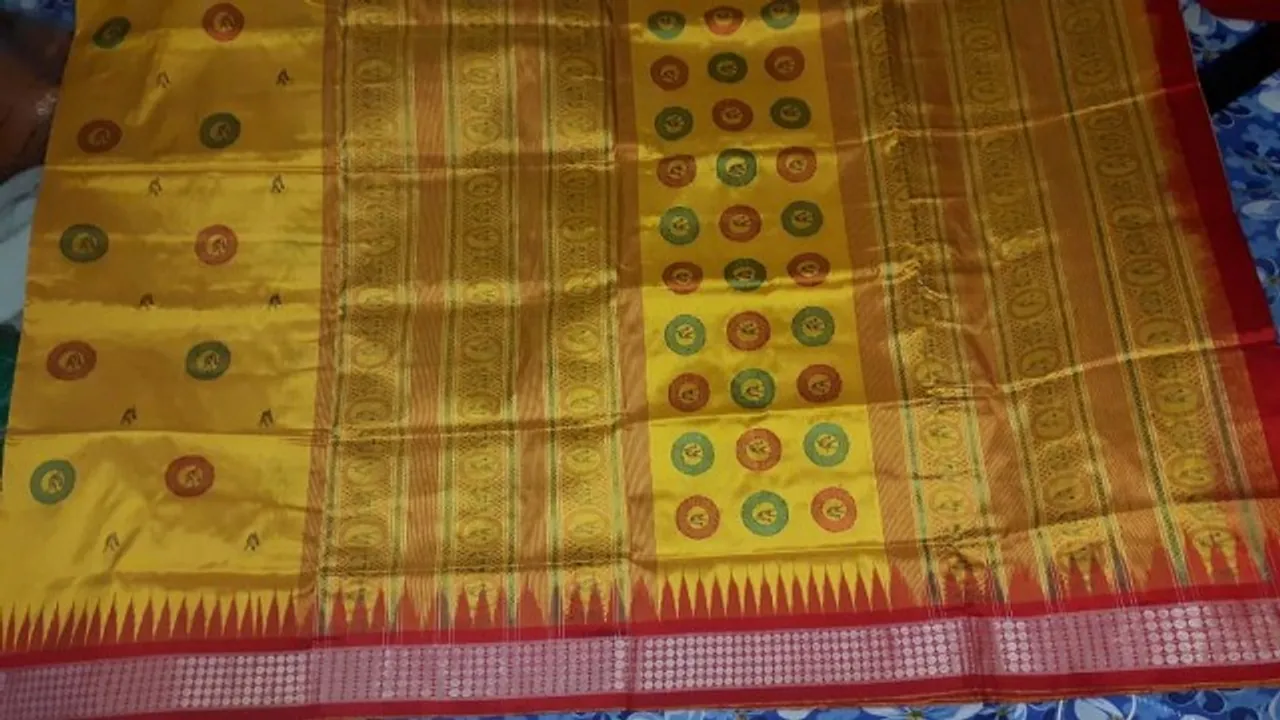  ବଜାରରେ ବିକ୍ରି ହେଉଛି ନକଲି ସୋନପୁରୀ ପାଟ ଶାଢୀ ! ସଙ୍କଟରେ ବୁଣାକାରଙ୍କ ବେଉସା