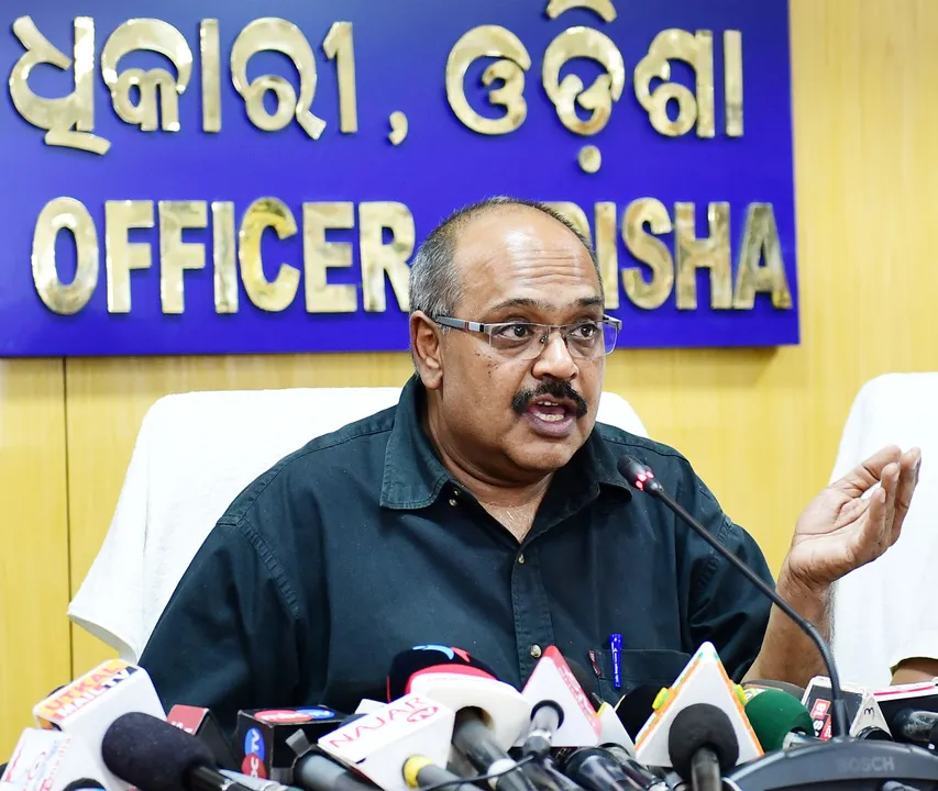  ନିର୍ବାଚଳ ଫଳାଫଳ ନେଇ ନିର୍ବାଚନ ଅଧିକାରୀଙ୍କ ସୂଚନା: ଜାଣନ୍ତୁ ଆପଣଙ୍କ ଲୋକସଭା ଆସନରେ କିଏ ମାରିଛି ବାଜି