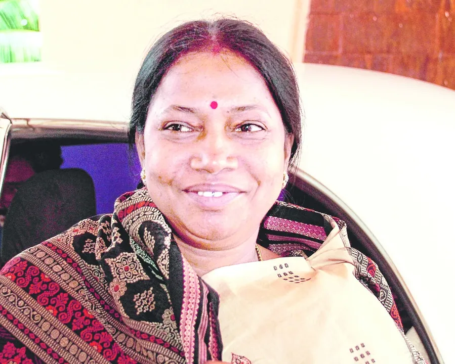  ନବୀନ ନିବାସରୁ କଲ୍ ପରେ କଲ୍ । ପ୍ରମିଳା ମନ୍ତ୍ରୀ ନୁହେଁ ହେବେ ମୁଖ୍ୟ ସଚେତକ !