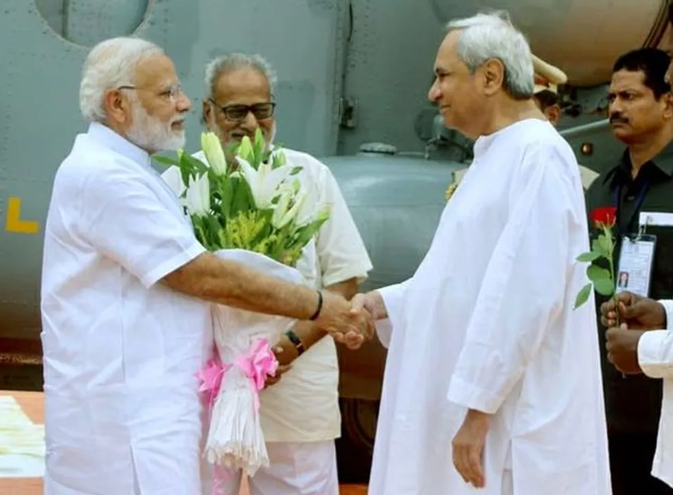  ସ୍ଥିତି ସମୀକ୍ଷା ପରେ ମୋଦି କହିଲେ, ବାତ୍ୟା ମୁକାବିଲା ପାଇଁ ବହୁତ ଭଲ ପ୍ଲାନ୍ କରିଥିଲେ ନବୀନ, ବଞ୍ଚିଗଲା ଲକ୍ଷ ଲକ୍ଷ ଜୀବନ ।