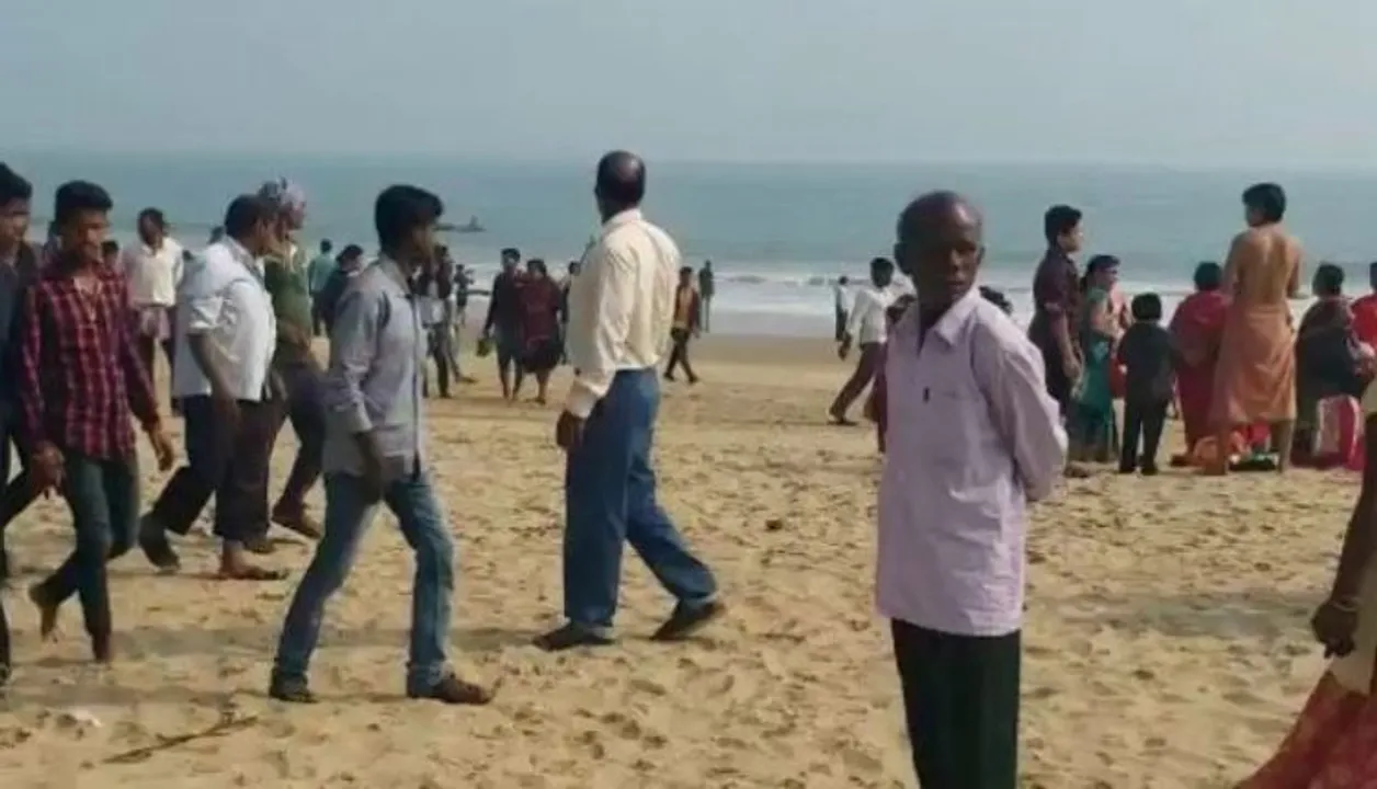  ଅସ୍ତରଙ୍ଗ ବେଳାଭୂମିରେ ବଢୁଛି ଅସାମାଜିକ ବ୍ୟକ୍ତିଙ୍କ କାର୍ଯ୍ୟକଳାପ ! ମଗାଯାଉଛି ଦାଦାବଟି, ଅସୁରକ୍ଷିତ ପର୍ଯ୍ୟଟକ