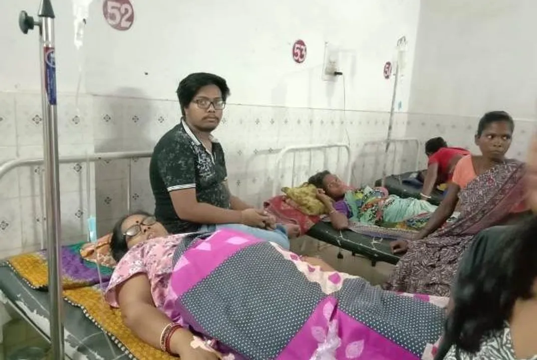  ପଦାରେ ପଡିଲା ସ୍ୱାସ୍ଥ୍ୟବିଭାଗର ଅସଲି ଚିତ୍ର ! ରୋଗୀଙ୍କୁ ଦିଆଗଲା ଏକ୍ସପାରି ସାଲାଇନ, ମେଡିକାଲରେ ଉତ୍ତେଜନା