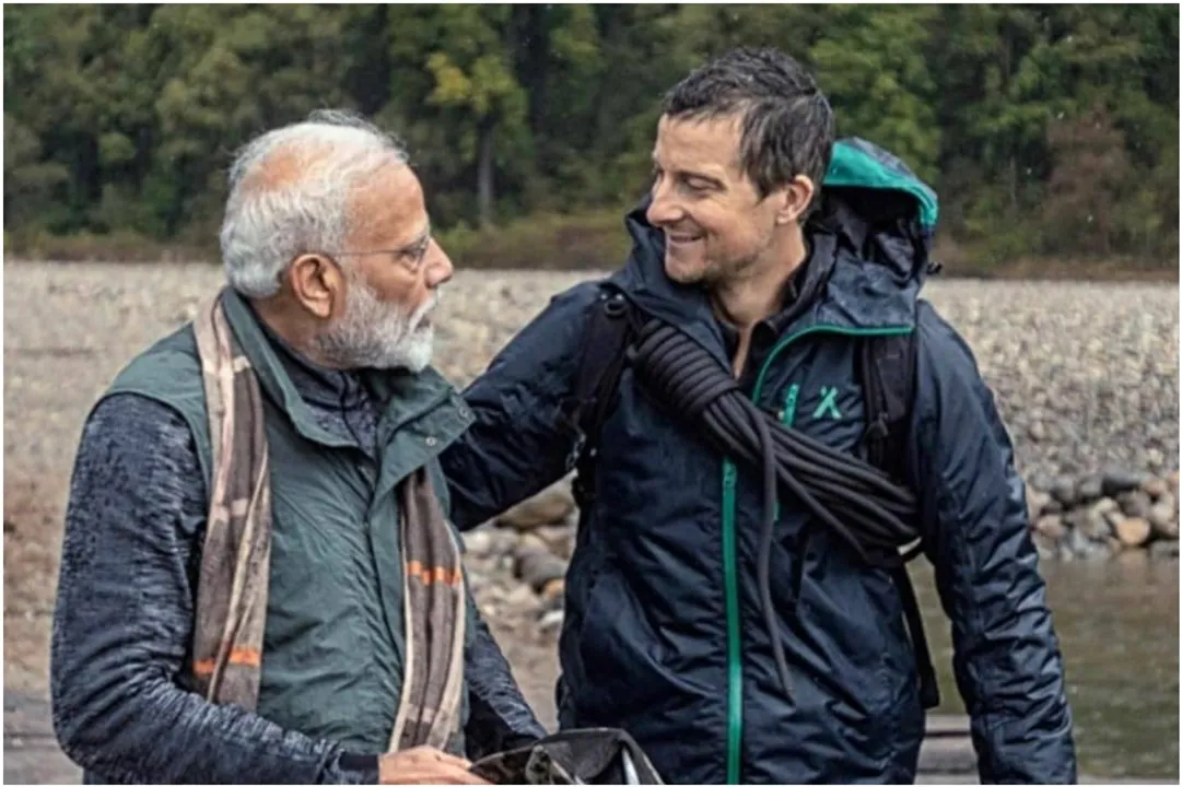  ‘ମ୍ୟାନ୍ ଭର୍ସେସ ୱାଇଲ୍ଡ’ରେ ମୋଦିଙ୍କ ହିନ୍ଦୀ କେମିତି ବୁଝି ପାରୁଥିଲେ ବେୟର ଗ୍ରିଲ୍ସ ।’ ମନ୍ କି ବାତ୍’ରେ ଗୁମର ଖୋଲିଲେ ମୋଦି ।