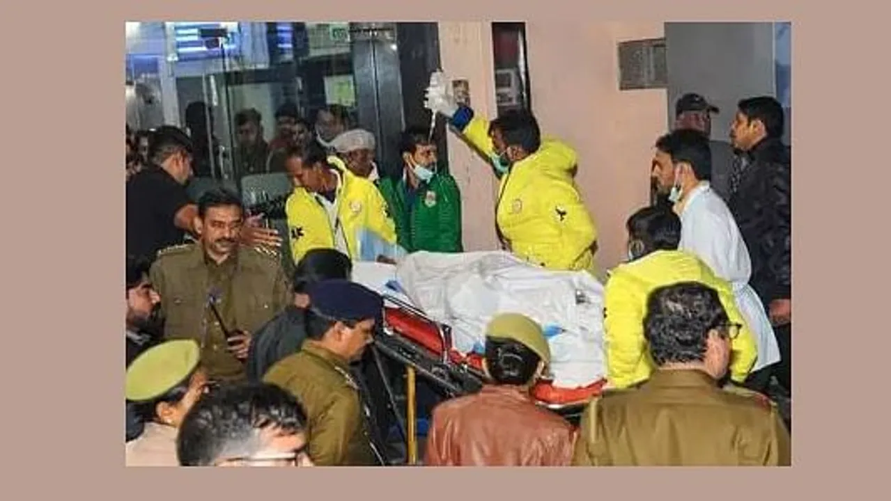  ପୋଷ୍ଟମର୍ଟମ ପରେ ଉନ୍ନାଓ ନିଆଯିବ ଦୁଷ୍କର୍ମ ପୀଡିତାଙ୍କ ମୃତଦେହ । ଜୀବନ ସଂଘର୍ଷରେ ହାରିଯାଇ ଆଖି ବୁଜିଦେଲେ ପୀଡିତା । ମୃତ୍ୟୁ ପୂର୍ବରୁ ଭାଇକୁ କହିଥିଲେ, ମୁଁ ବଂଚିବାକୁ ଚାହେଁ