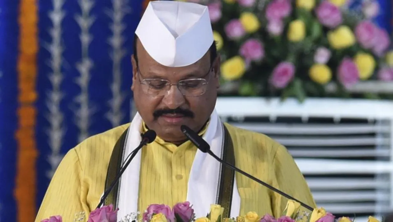  ମହାରାଷ୍ଟ୍ର ସରକାରରେ ଫାଟ । ଦଳରୁ ଇସ୍ତଫା ଦେଲେ ବିଧାୟକ ଅବଦୁଲ୍ଲ ସତ୍ତାର।