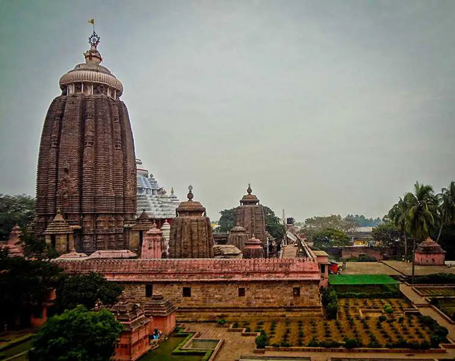  ଶ୍ରୀକ୍ଷେତ୍ର ଉପରେ କରୋନା ମାଡ: ପର୍ଯ୍ୟଟନ ଭିସା ବାତିଲ ପରେ ଅବସ୍ଥା ଗମ୍ଭୀର; ହ୍ରାସ ପାଇଲା ବିଦେଶୀ  ପର୍ଯ୍ୟଟକଙ୍କ ସଂଖ୍ୟା, ଚାଲିଛି ବୁକିଂ କ୍ୟାନସଲ