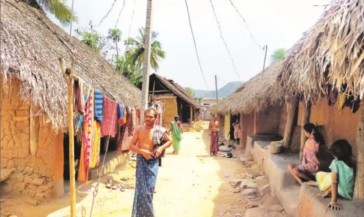  ନାଲିଫିତା ତଳେ ସରକାରୀ ଯୋଜନା : ଅପହଞ୍ଚ ଇଲାକା ପାଲଟିଛି ନୟାଗଡ଼ ଜିଲ୍ଲାର ନୂଆଗାଁ ବ୍ଲକ୍, ପାହାଡ଼ ଭିତରେ ୬ ଗାଁ’ର ଭାଗ୍ୟ