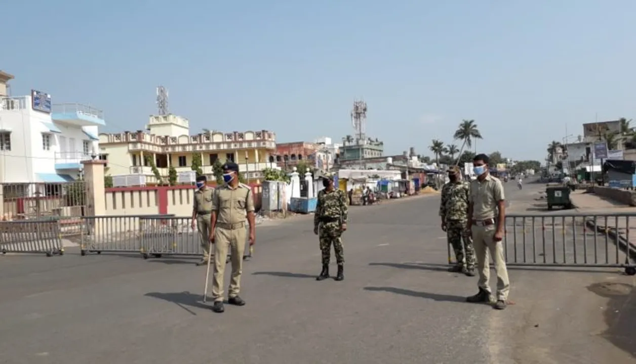  ପୁରୀରେ ତାଲାବନ୍ଦ : ସହରରେ ସୁରକ୍ଷା ବ୍ୟବସ୍ଥା କଡ଼ାକଡ଼ି, ବାହାର ଗାଡ଼ି ପ୍ରବେଶ ଉପରେ କଟକଣା