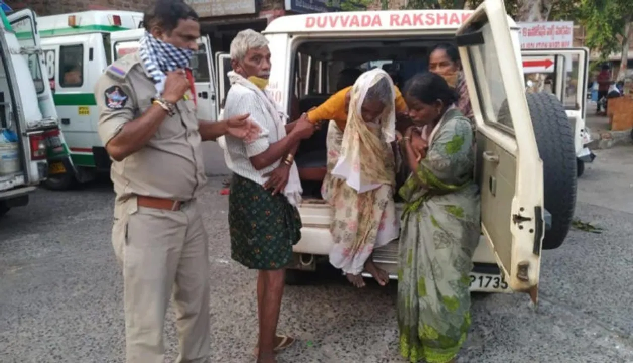  କେମିକାଲ୍ ପ୍ଲାଣ୍ଟ୍‌ରେ ବିଷାକ୍ତ ଗ୍ୟାସ୍ ଲିକ୍ ୮ ମୃତ; ଅନେକ ଅସୁସ୍ଥ