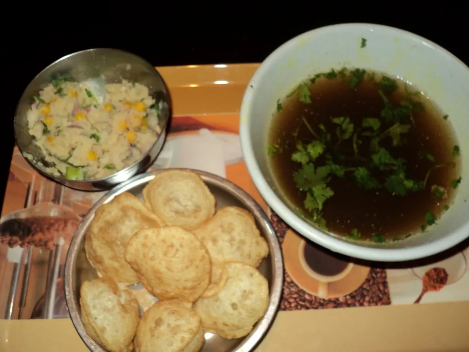 ଗୁପଚୁପ୍ ଖାଉଥିଲେ ସାବଧାନ୍ ! ଖାଇଲା ବେଳେ ମହିଳାଙ୍କ ତଣ୍ଟିରେ ଲାଗିଗଲା ଗୋଟା ଗୁପଚୁପ୍ । ଢୋକି ନପାରି ଚାଲିଗଲା ଜୀବନ