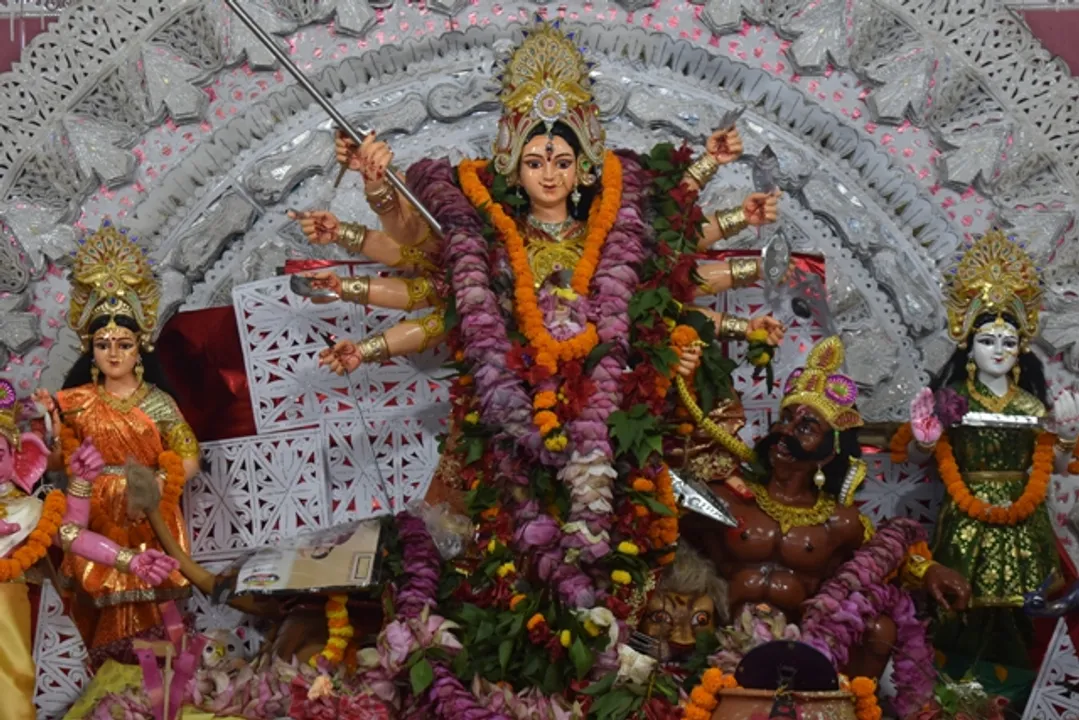  ସରିଲା ମା’ଙ୍କ ନବ ଦିନାତ୍ମକ ଲୀଳା : ବାହୁଡ଼ିଯିବେ ମହାମାୟୀ, ଆଜି ଦିନରୁ ମେଲାଣି ନେବେ; ଫଟୋରେ ହେଲା ରାବଣ ପୋଡ଼ି