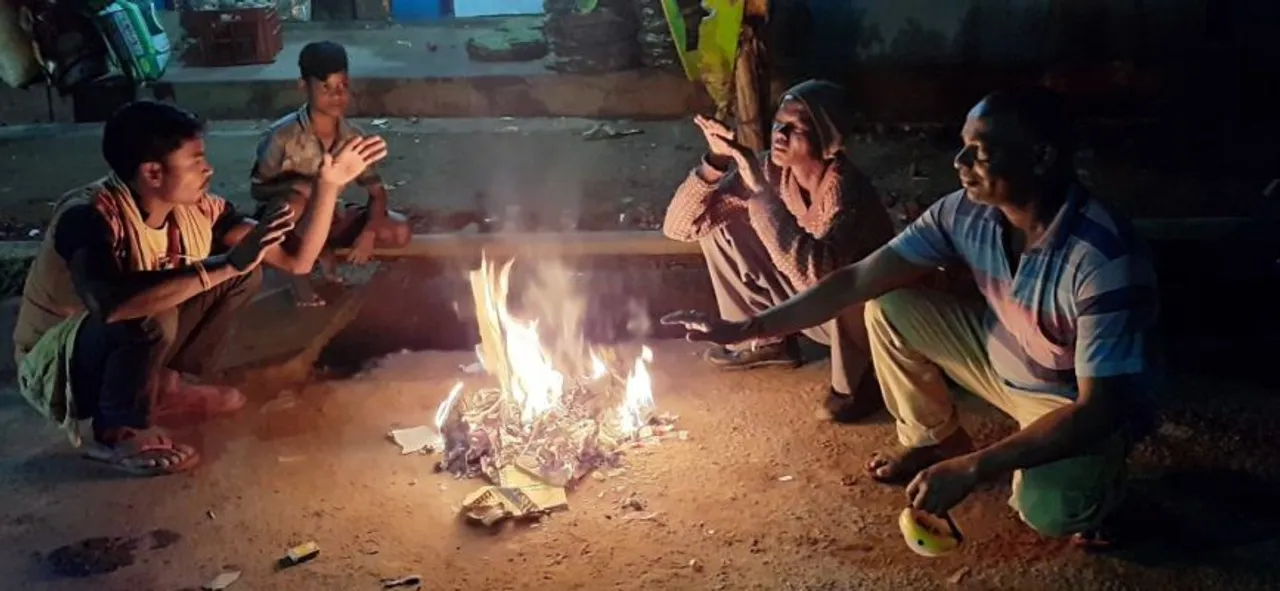  କନ୍ଧମାଳରେ ପହିଲି ଶୀତର ପରଶ : ପାରଦ ୧୬କୁ ଖସିଲା; କୁହୁଡ଼ି ସାଙ୍ଗକୁ କାକର