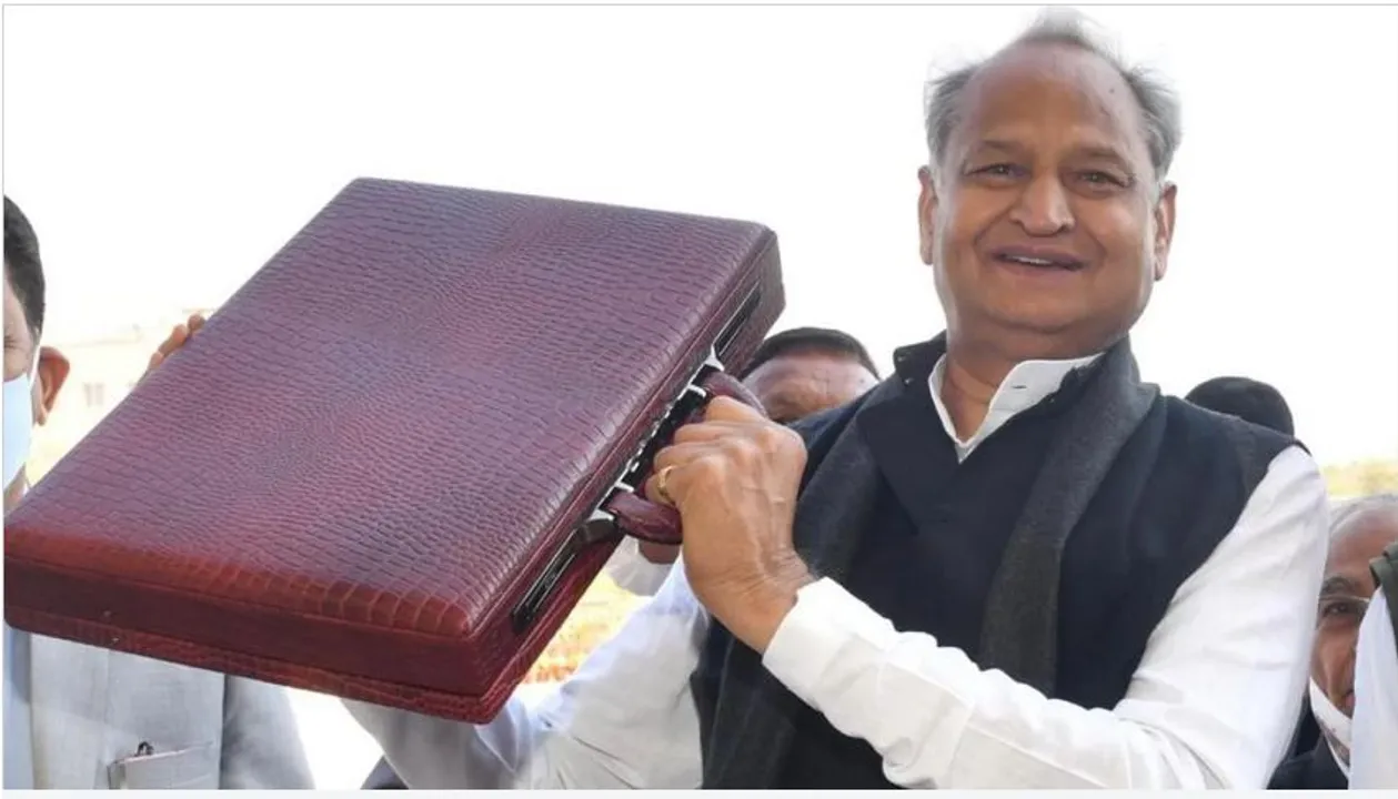  ରାଜସ୍ଥାନ ବିଧାନସଭାରେ ବଜେଟ୍ ଉପସ୍ଥାପନ କଲେ ଗେହଲଟ୍ ସରକାର । ୫୦ ହଜାର ଟଙ୍କାର ସୁଧମୁକ୍ତ ଋଣ ସହ ପ୍ରତି ପରିବାରକୁ ୫ ଲକ୍ଷ ଟଙ୍କାର ସ୍ୱାସ୍ଥ୍ୟବୀମା ।