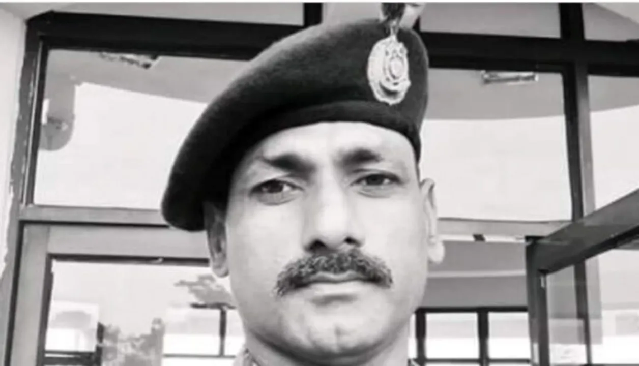  ଛତିଶଗଡରେ ପୁଅ ହୋଇଗଲା ସହିଦ । ହେଲେ ମା ଜଣା ଯାଉନାହିଁ ସହିଦ ହେବାର ଖବର ।