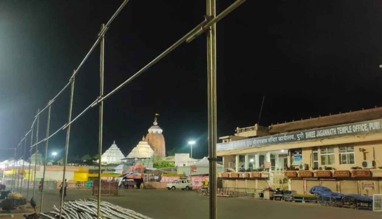  ଆସୁଛି ରଥଯାତ୍ରା...ରଥଖଳାରେ ଆଜି ସନ୍ଧ୍ୟାରେ ଆରମ୍ଭ ହେଲା ଚାଳି ନିର୍ମାଣ କାର୍ଯ୍ୟ ।