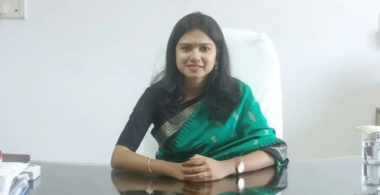  ପୁଣି ତେଜିଲା କଟକ ରାଜନୀତି । ନୂଆପଡା, ବାଲିସାହି, ପ୍ରେସ କଲୋନୀ ଓ ଲେବର କଲୋନୀରେ ଜମୁଛି ପାଣି । ସମାଧାନ ପାଇଁ ପହଞ୍ଚିଥିବା କଟକ ସଦର ବିଧାୟକ ଓ ସିଏମସି କମିଶନର ହଟହଟା
