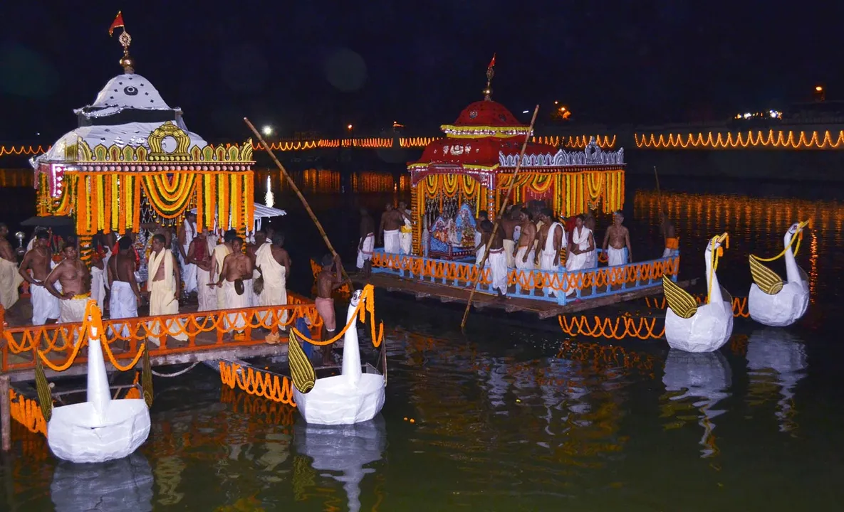 ଆଜି ମହାପ୍ରଭୁଙ୍କ ପ୍ରସିଦ୍ଧ ଚନ୍ଦନଯାତ୍ରା : ଚାପ ଖେଳିବେ ମହାପ୍ରଭୁ