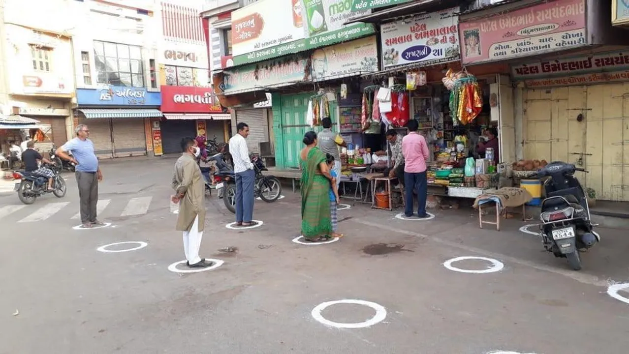 ଏଣିକି ୨ମିଟର ଦୂରତା ଅଟକେଇ ପାରିବନି କରୋନା ସଂକ୍ରମଣ । ବାୟୁରେ ୧୦ ମିଟର ଯାଏଁ ଭାସି ପାରିବ କ୍ଷୁଦ୍ର ଏରୋସେଲ କଣିକା