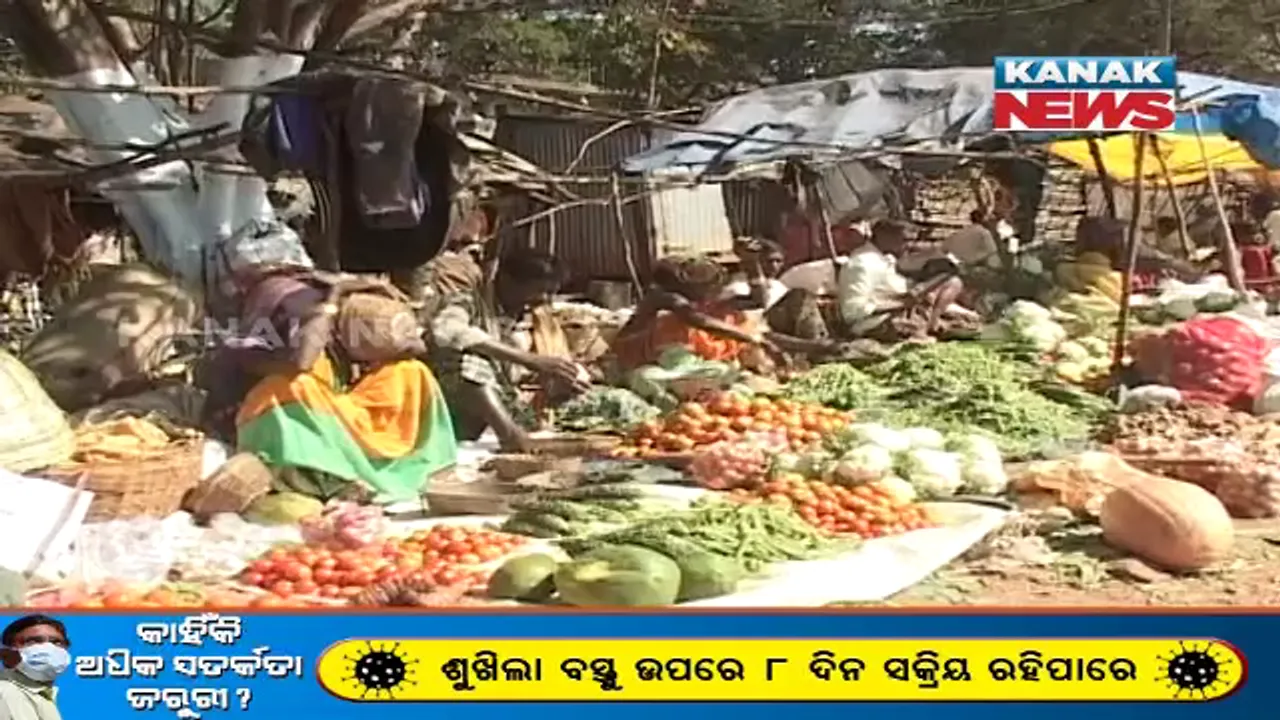  କୋଭିଡ୍ ବିଗାଡ଼ି ଦେଇଛି ସ୍ଥିତିି । ରାଜ୍ୟର ସବୁଠୁ ବଡ଼ ସାପ୍ତାହିକ ହାଟ କୁନ୍ଦୁଲି ହାଟରେ ଏବେ ବେପାର ମାନ୍ଦା । ବିକ୍ରି ନାହିଁ, ହାତବାନ୍ଧି ବସିଛନ୍ତି ବ୍ୟବସାୟୀ 