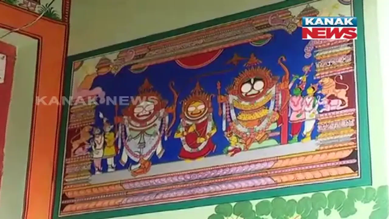  ରଘୁରାଜପୁର କାନ୍ଥ ବଖାଣୁଛି ମନ୍ତ୍ରମୁଗ୍ଧ କଳାର କଥା : ଗାଁର ପ୍ରତିଟି କାନ୍ଥରେ ଅଙ୍କା ହୋଇଛି ସୁନ୍ଦର ପଟ୍ଟଚିତ୍ର