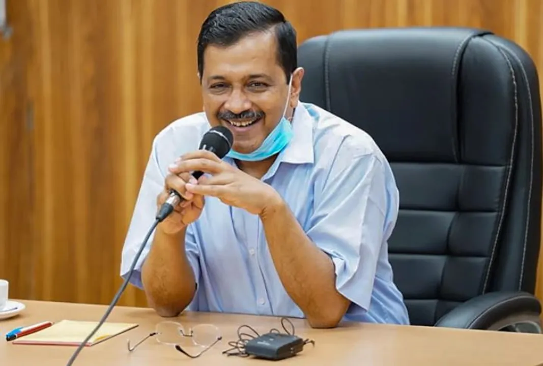  ଦିଲ୍ଲୀରେ ଟିକା ନେବାକୁ ଆସୁନାହାଁନ୍ତି ଲୋକ : ଟିକାକରଣକୁ ବ୍ୟାପକ କରିବା ପାଇଁ କେଜ୍ରିୱାଲ ସରକାରଙ୍କ ପ୍ରୟାସ; ଆଜିଠୁ ସମସ୍ତ ପୁଲିଂ ବୁଥରେ ଦିଆଯିବ ଟିକା