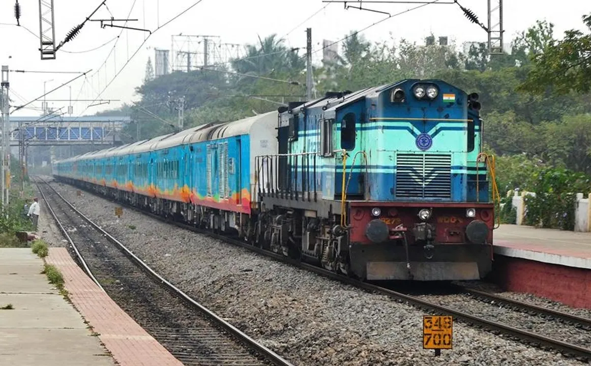  ପୂରଣ ହେଲା ଦୀର୍ଘ ଦିନର ଦାବି । ଏଣିକି ଟ୍ରେନରେ କଟକରୁ ବାଙ୍ଗାଲୋର ଯିବାକୁ ମିଳିବ ସୁବିଧା । 