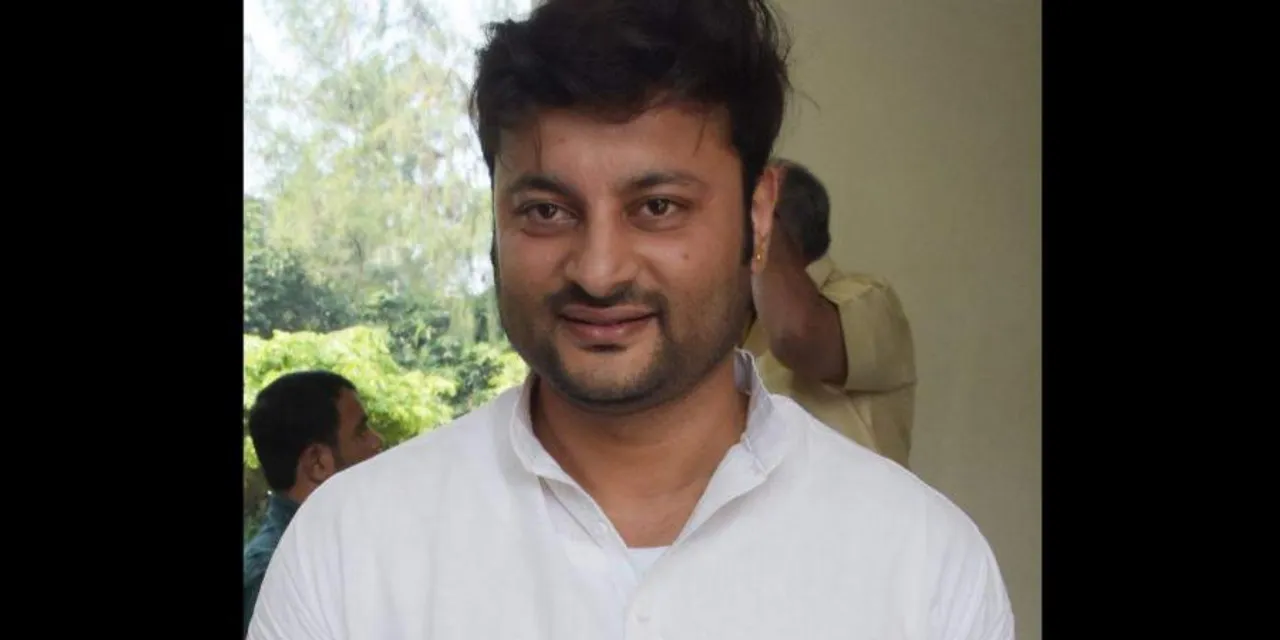  ଅନୁଭବ-ବର୍ଷାଙ୍କ ବିବାହ ବିଚ୍ଛେଦ ମାମଲା । ଆଜି ପୁଣି ପାରିବାରିକ ଅଦାଲତରେ ହାଜର ହେଲେ ଅନୁଭବ, ହେଲେ ଆସିଲେ ନାହିଁ ବର୍ଷା