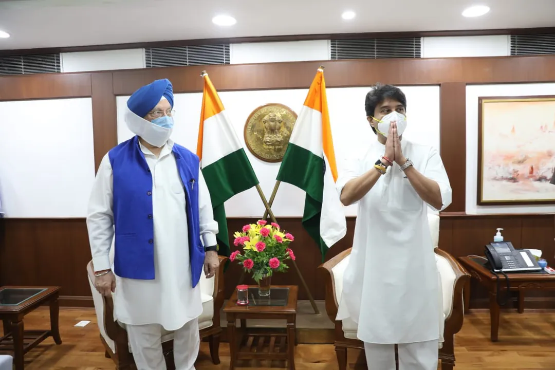  ଜ୍ୟୋତିରାଦିତ୍ୟ ସିନ୍ଧିଆଙ୍କ ବଡ଼ ଘୋଷଣା । ‘ଉଡାନ’ ଯୋଜନା ଅଧୀନରେ ସାମିଲ ହେଲା ୮ଟି ବିମାନ । 