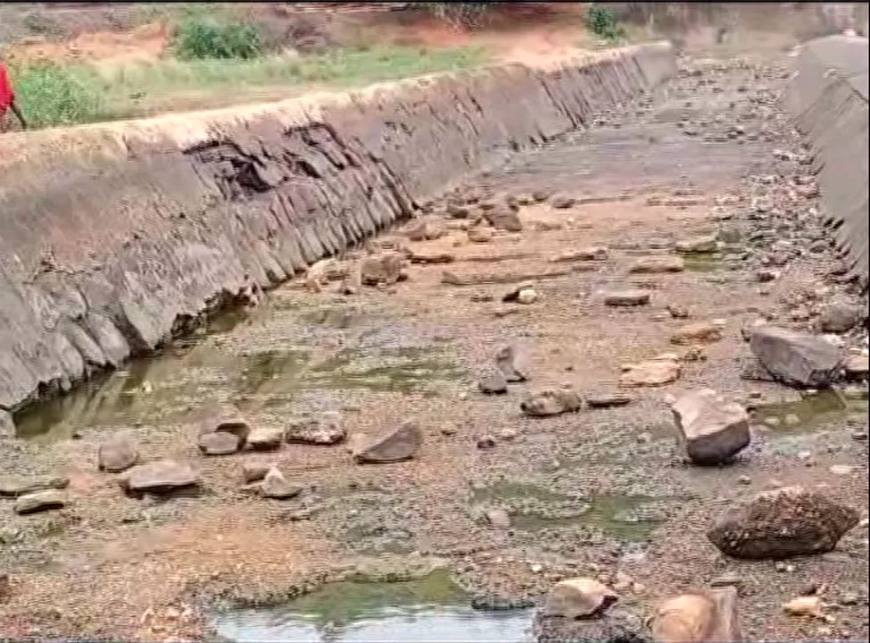  ପୋତିହେବାକୁ ବସିଲାଣି ଜୁନାଗଡ ବ୍ଲକର ଜୀବନରେଖା ଭତ୍ରା ଡ୍ୟାମ୍ । ୫୦ ବର୍ଷରେ ଥରୁଟିଏ ବି ହୋଇନାହିଁ ପୁନରୁଦ୍ଧାର । 