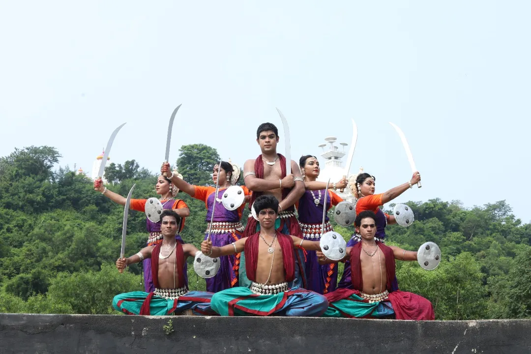  ଭାରତୀୟ ସାଂସ୍କୃତିକ ନୃତ୍ୟ ପ୍ରତିଯୋଗିତାରେ ପ୍ରଥମ ପୁରସ୍କାର ପାଇଲା ଓଡିଶା । ପାଇକ ବିଦ୍ରୋହର ଗାଥାକୁ ନିଖୁଣ ଭାବେ ଦେଖାଇ ପ୍ରଥମ ହେଲା ନୃତ୍ୟ ନୈବେଦ୍ୟ । ପୁରସ୍କାର ଘୋଷଣା କଲେ ସାଂସଦ ସୋନାଲ ମାନସିଂହ ।