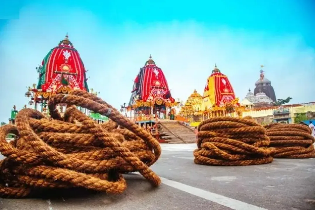  ରଥଯାତ୍ରାକୁ ନେଇ ଶ୍ରୀମନ୍ଦିର ମୁଖ୍ୟ ପ୍ରଶାସକଙ୍କ ସୂଚନା । କେବଳ ସେବାୟତମାନେ ଟାଣିବେ ମହାପ୍ରଭୁଙ୍କ ତିନି ରଥ । 