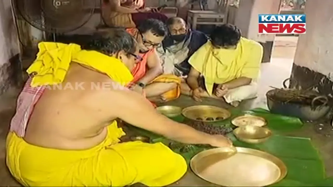  ଅଣସର ଘରେ ରହି ଚାଲିଛି ମହାପ୍ରଭୁଙ୍କ ନୀତିକାନ୍ତି : ଆଜି ଚତୁର୍ଦ୍ଧାମୂର୍ତ୍ତିଙ୍କୁ ଲାଗି ହେବ ଦଶମୂଳ ମୋଦକ