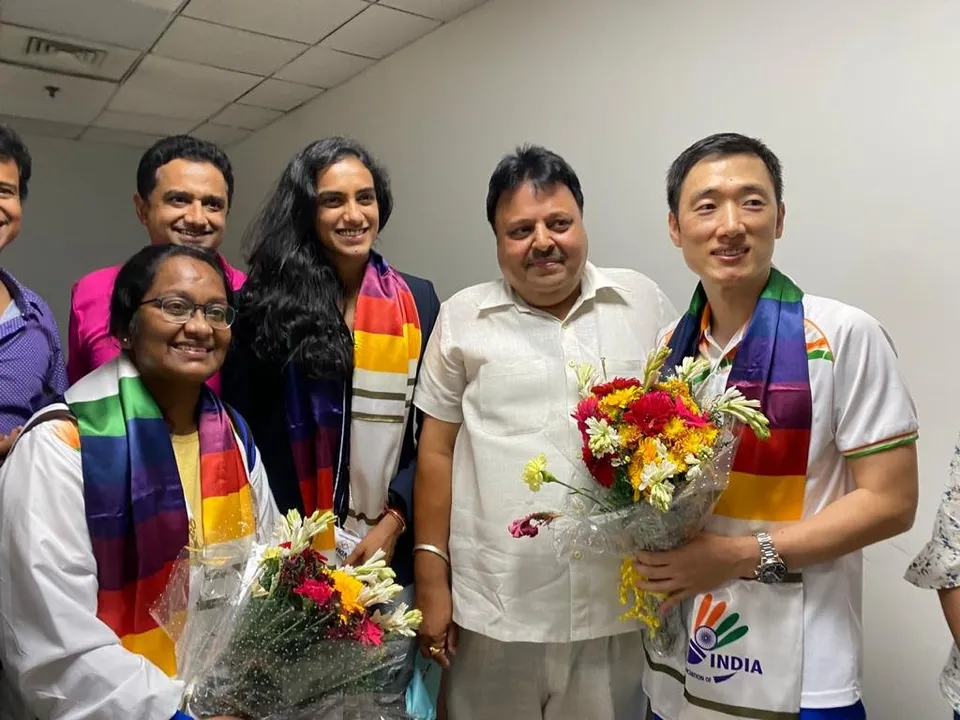  ବ୍ରୋଞ୍ଜ ପଦକ ଜିତିବା ପରେ ଭାରତ ଫେରିଲେ ପି.ଭି ସିନ୍ଧୁ , ଦିଲ୍ଲୀ ବିମାନ ବନ୍ଦରରେ ଭବ୍ୟ ସ୍ୱାଗତ