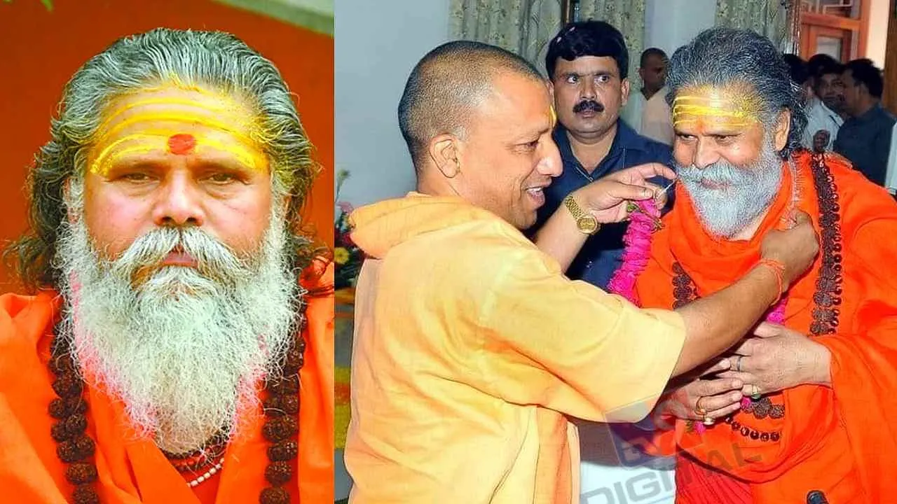  କେହି ଜଣେ ଭେଟିବାକୁ ଆସୁଛି, ହଇରାଣ କରିବନି । ମୃତ୍ୟୁ ପୂର୍ବରୁ ଶିଷ୍ୟଙ୍କୁ କଣ କହିଥିଲେ ମହନ୍ତ ନରେନ୍ଦ୍ର ଗିରି । 